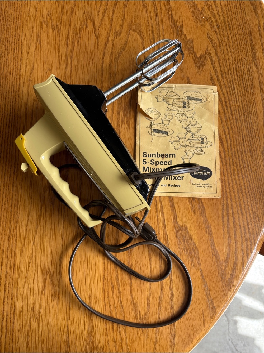 Sunbeam 70s Yellow and Chrome Handheld Mixer with Beaters
